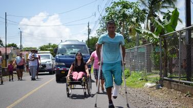 Bebés, personas fracturadas y hasta perritos se unen a simulacro de emergencia en Aguas Zarcas
