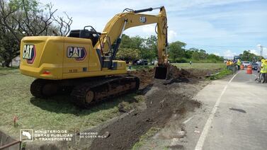 Inicia colocación de puente bailey en cruce que es pesadilla diaria de miles de conductores