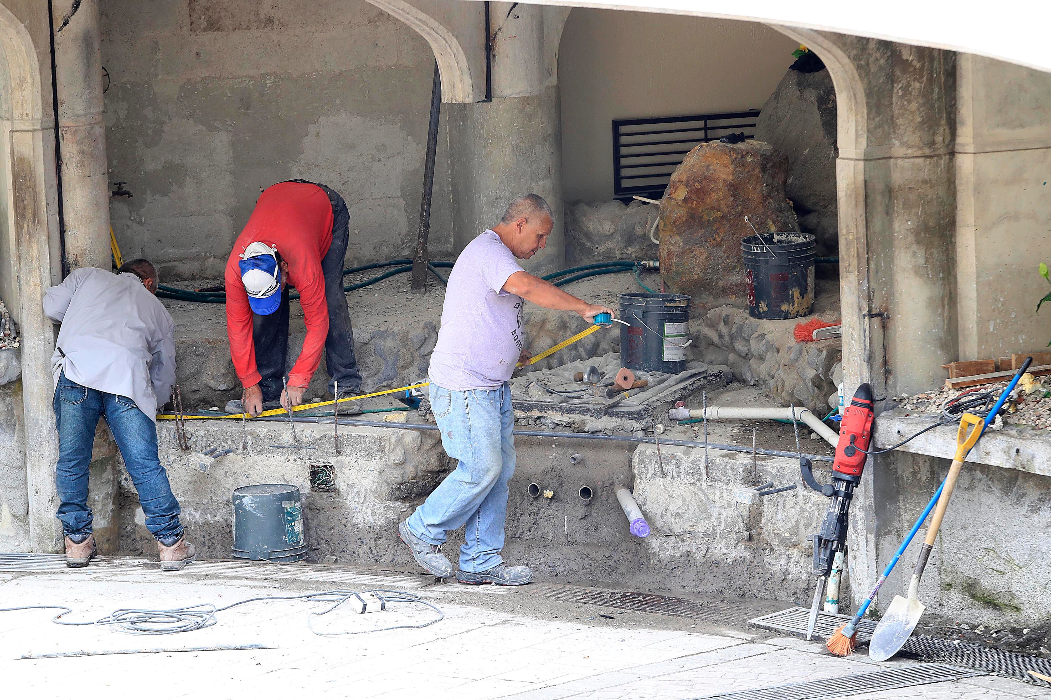 07/09/2023      Cartago. Desde esta semana y hasta finales de setiembre se estarán realizando trabajos de mantenimiento y embellecimiento en el techo, paredes y aceras de la Basílica de los Angeles, así como le reconstrucción total de la “pilita” del agua bendita.