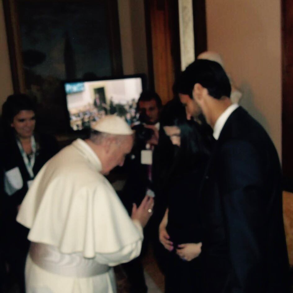 Bryan Ruiz provocó reacciones al compartir un recuerdo que atesora del papa Francisco.