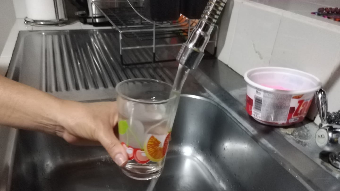 ¿Siente que el recibo del agua le llegó más caro? Esta es la insólita ...