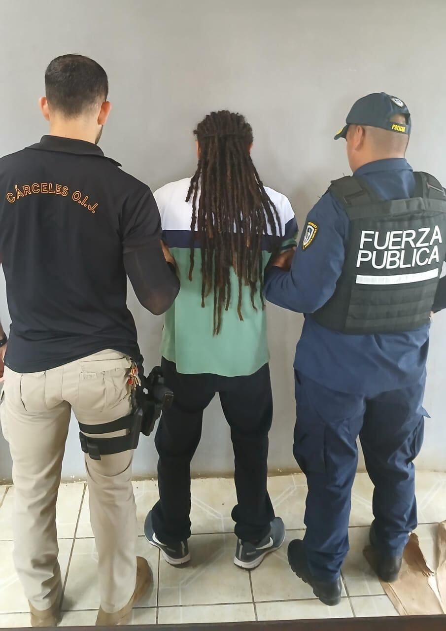 Quirós fue detenido tras presentarse a una delegación de Fuerza Pública. Foto OIJ.