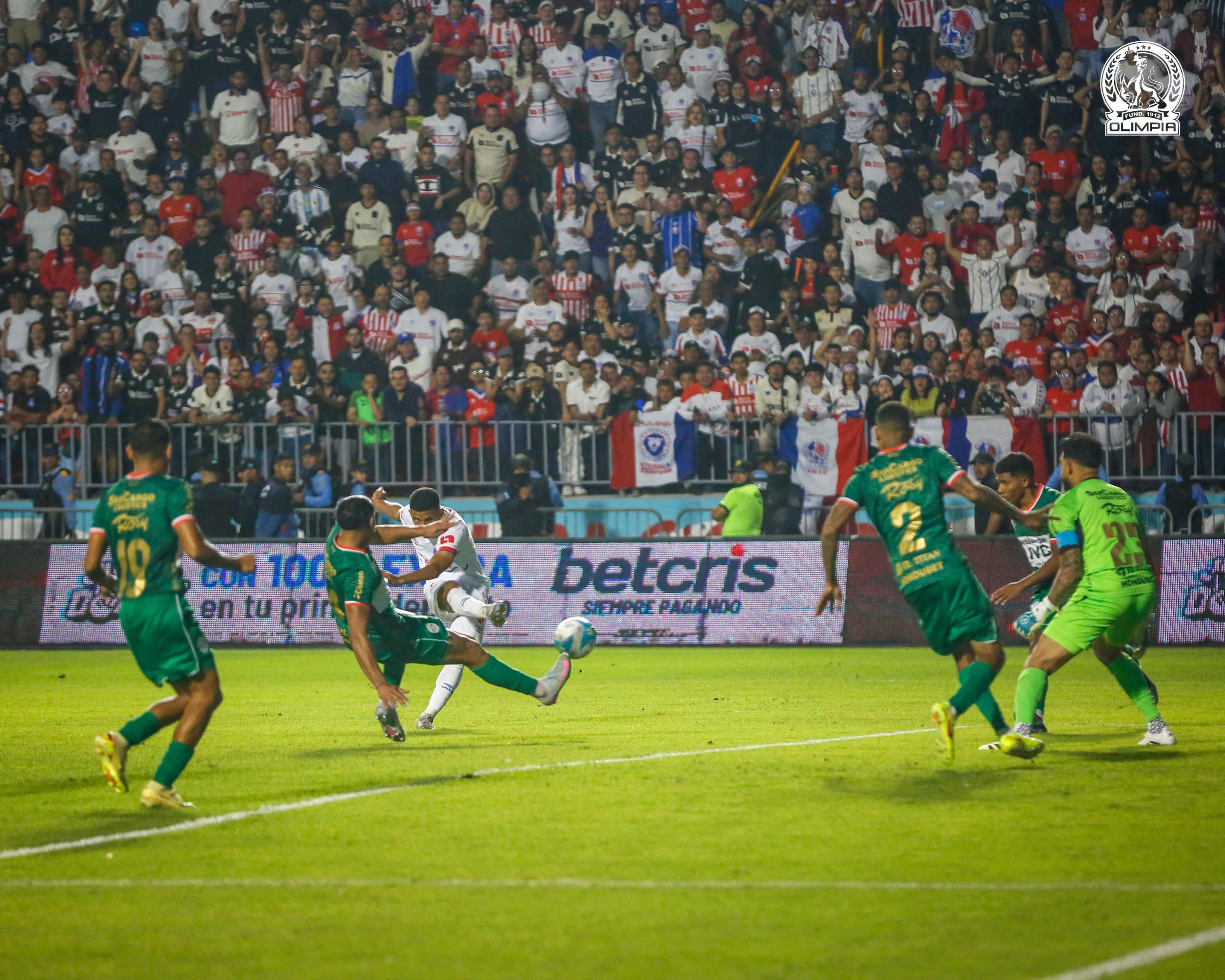 Olimpia se consolidó como campeón de Honduras al derrotar a Marathón