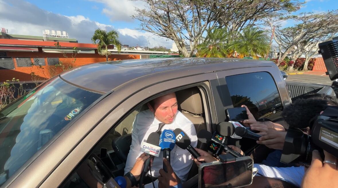 Fausto González considera que Mariano Torres saldrá bien librado y cree que lo más prudente es que este caso se resuelva lo más pronto posible.