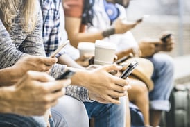 Se acabó la fiesta para las personas que ofenden y dañan el honor de los demás en redes sociales