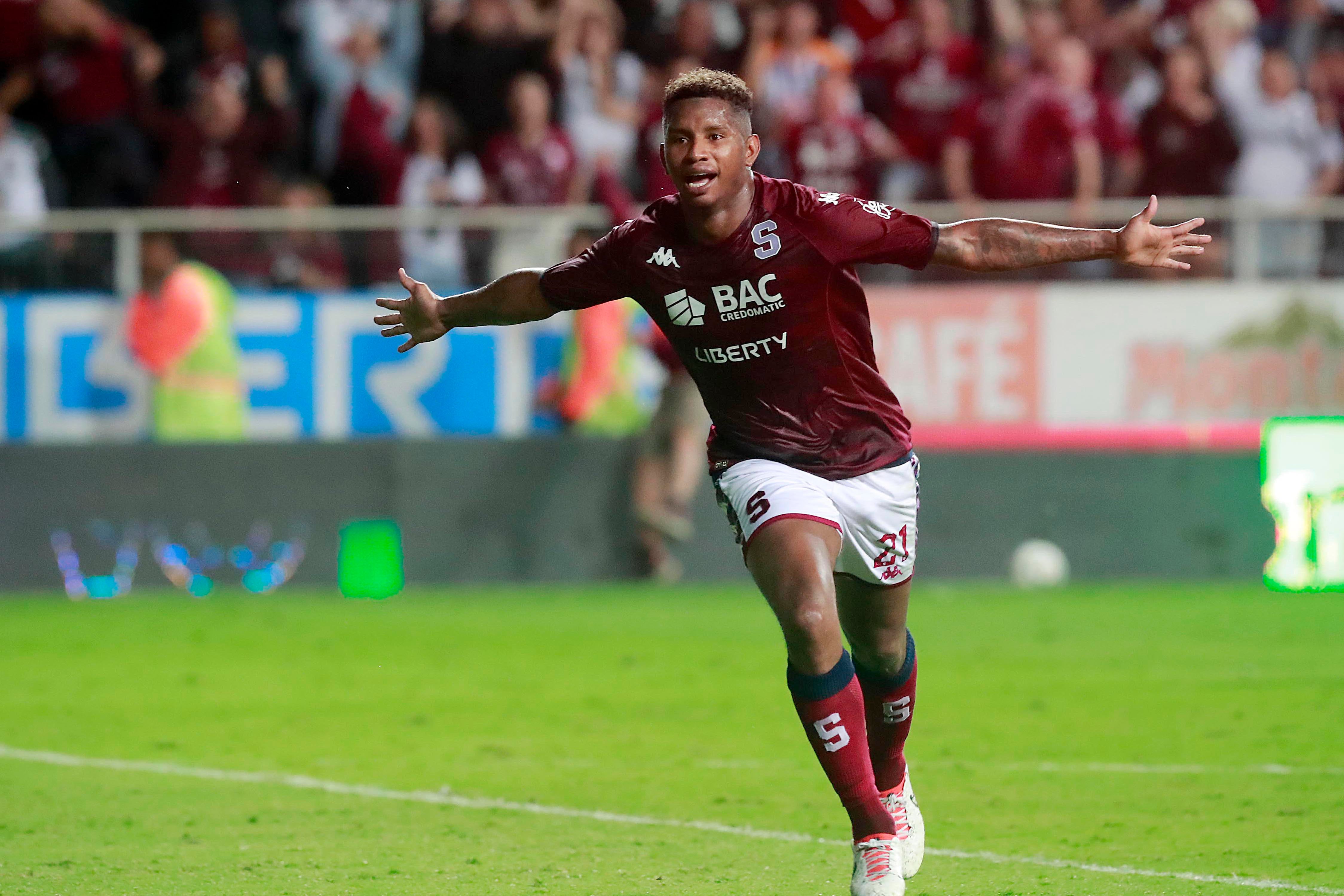04/11/2023 Estadio Ricardo Saprissa, Tibás. El Deportivo Saprissa recibió a la Liga Deportiva Alajuelense, en una nueva versión del Clásico Nacional en partido de la jornada 18, Torneo de Apertura, Liga Promérica 2023.