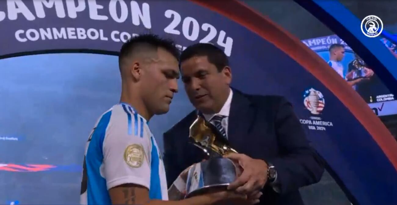 Robert Harrison, presidente de la Asociación Paraguaya de Fúbol estuvo en la ceremonia de premiación de la Copa América en Miami. Foto: Captura de pantalla