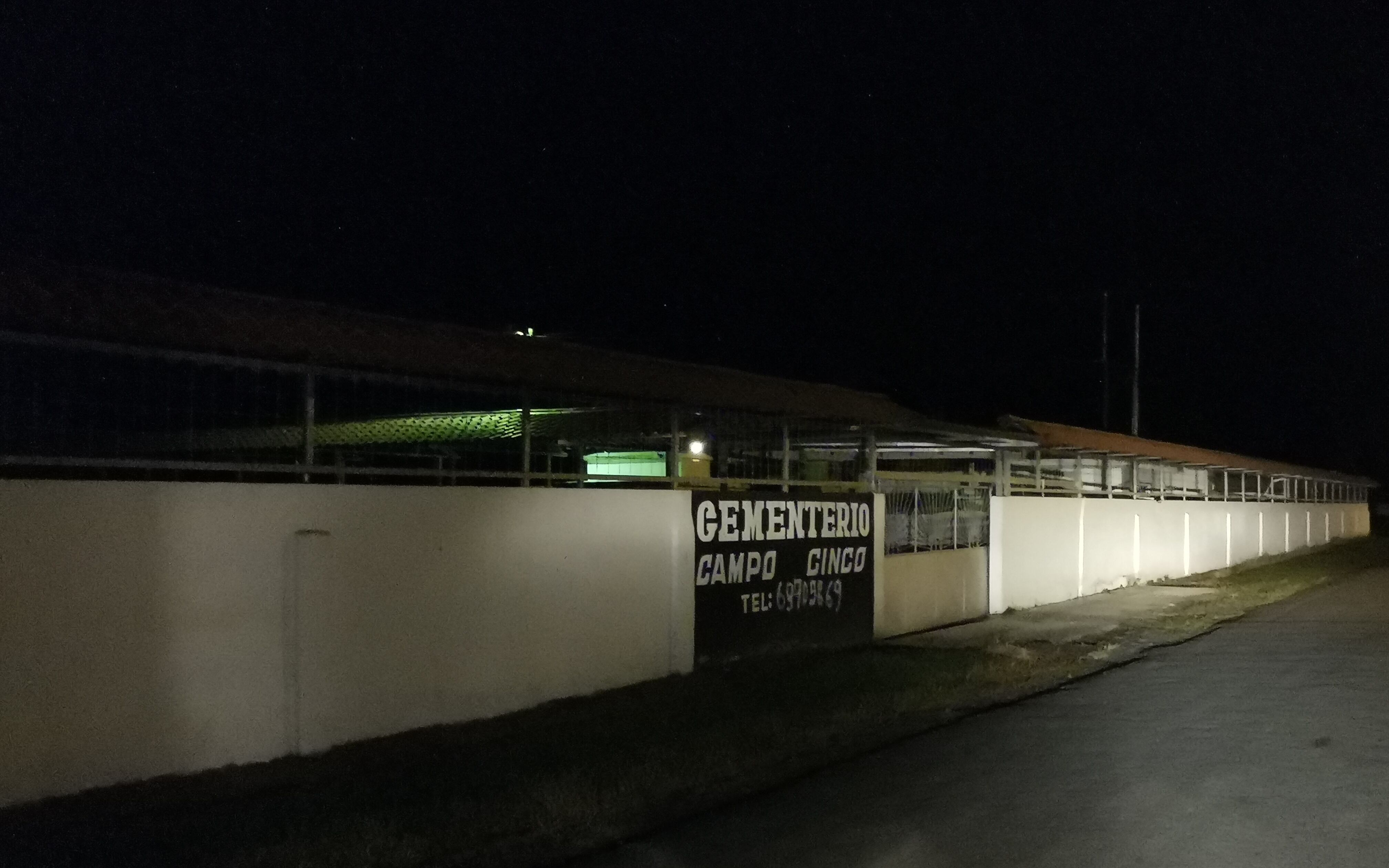 OIJ exhuma cuerpos de cuatrillizos para investigar supuesta mala praxis. Foto Reyner Montero.