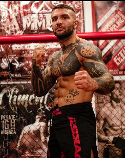 Franco Tenaglia, luchador MMA