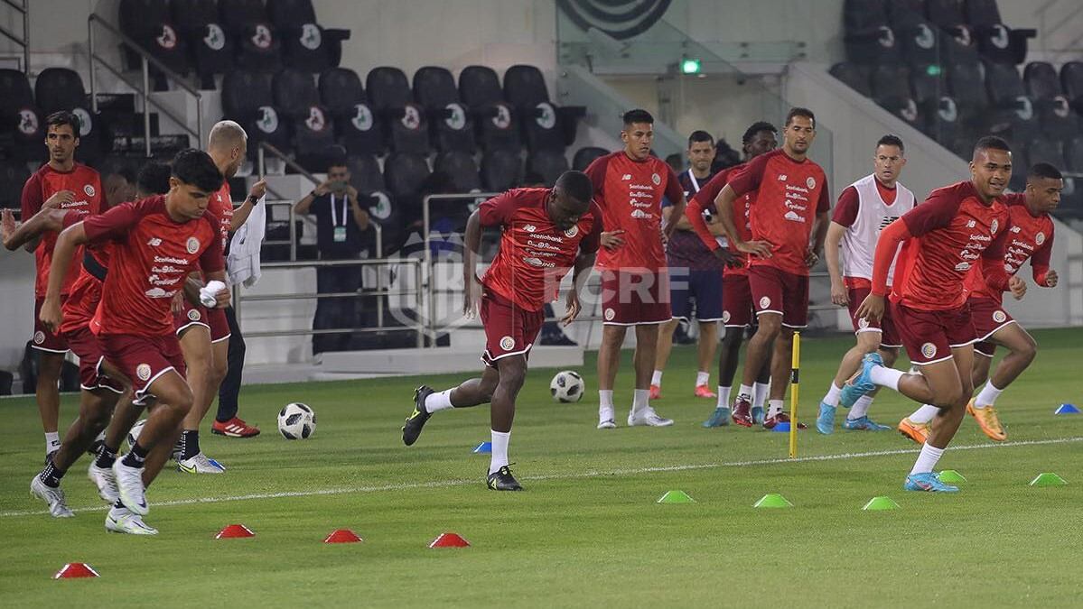 Entrenamiento de la selección nacional en Doha, Catar. Prensa Fedefútbol.