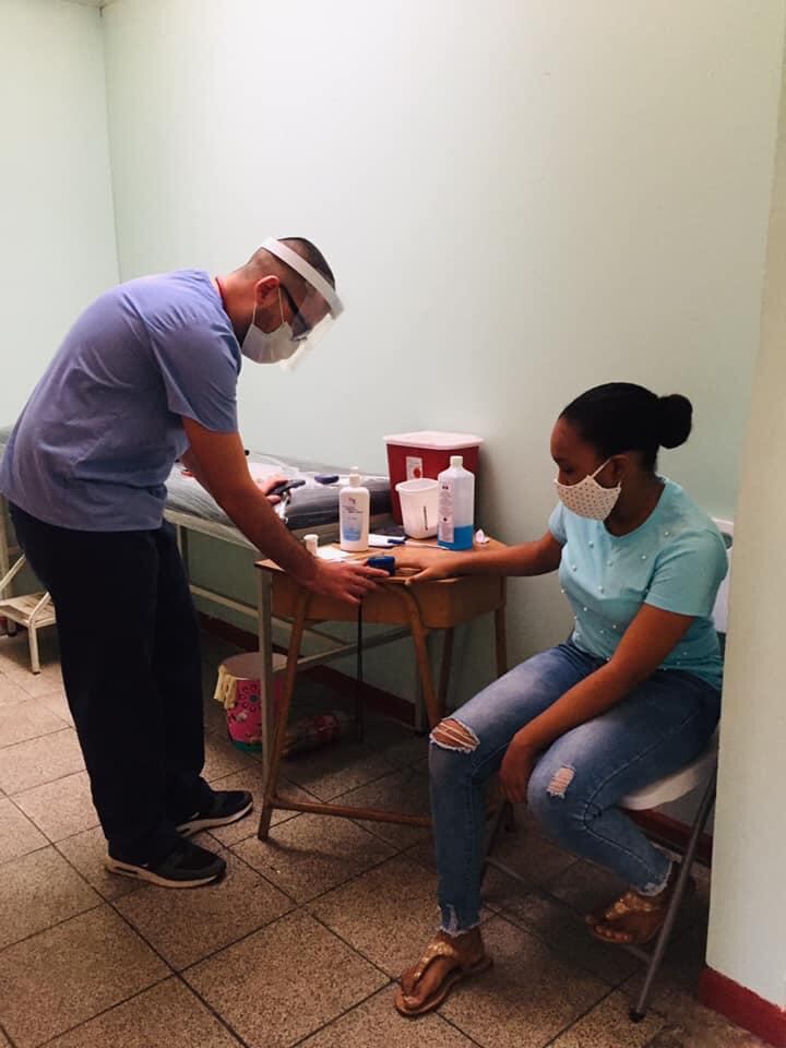 Casa del Socorro el Buen Samaritano atiende medicamente a extranjeros, nacionales, indocumentados y cualquier persona que se lo necesite sin importar condición y sin pagar un cinco