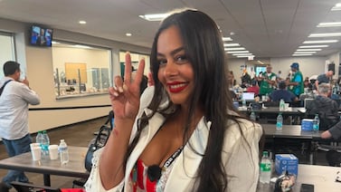 Larissa Riquelme, la novia del Mundial 2010 conversó con La Teja y así habló de Gustavo Alfaro