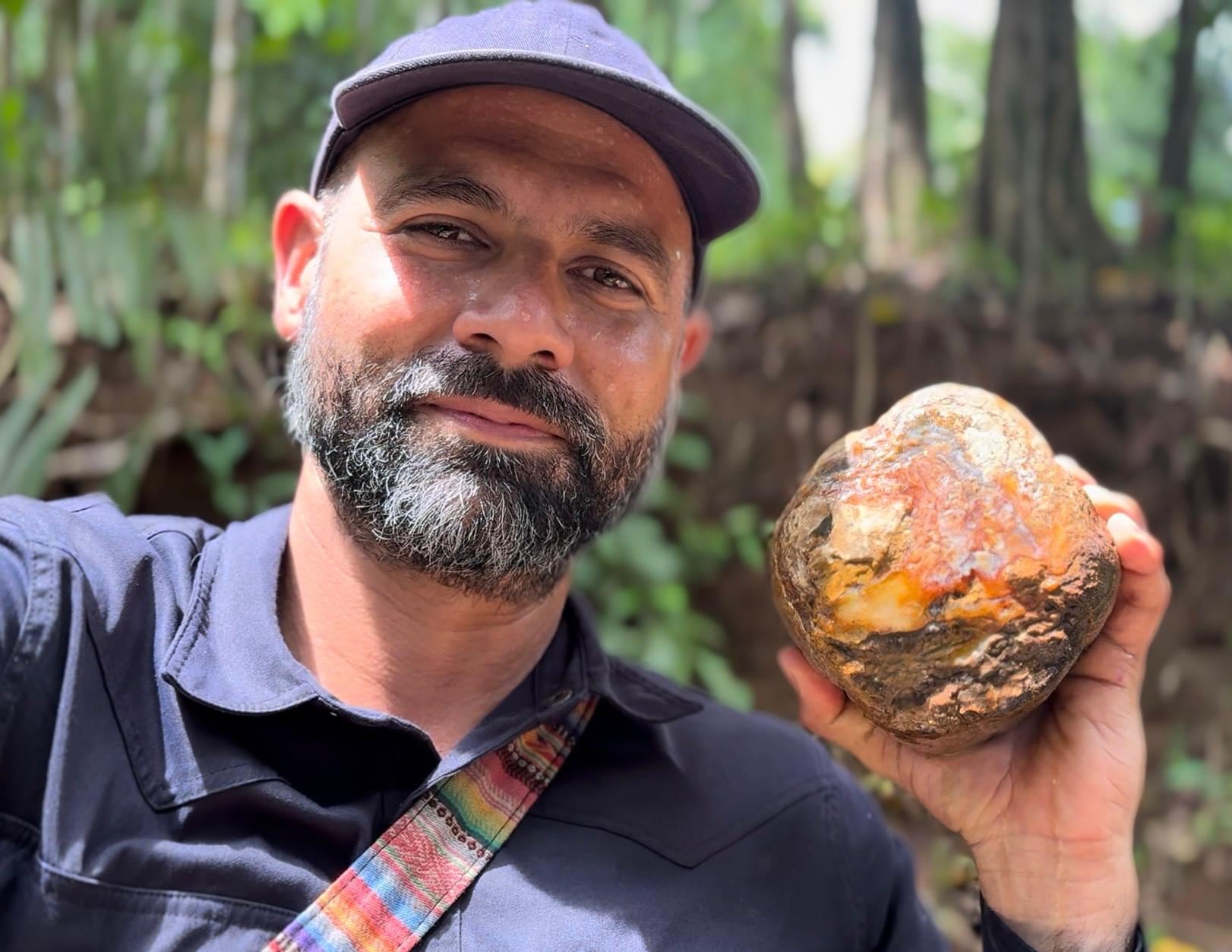 En setiembre del 2025, pero también fue un dron extraterrestre el que registró don Nelson Bonilla, quien tiene 44 años y es técnico en refrigeración y aires acondicionados.