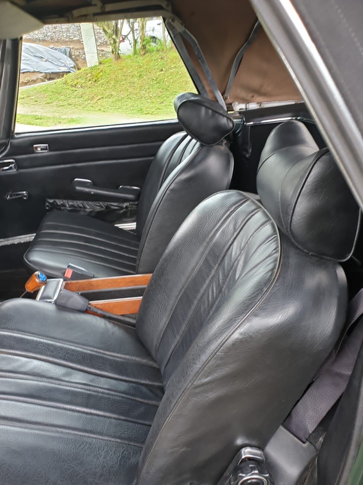 Mercedes Benz, propiedad de don Mario. Cortesía.