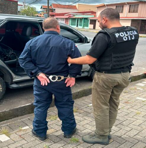 Un oficial de la Fuerza Pública de Ureña, de 52 años, es sospechoso de Tenencia de Material con contenido de Abuso Sexual Infantil. Foto: OIJ