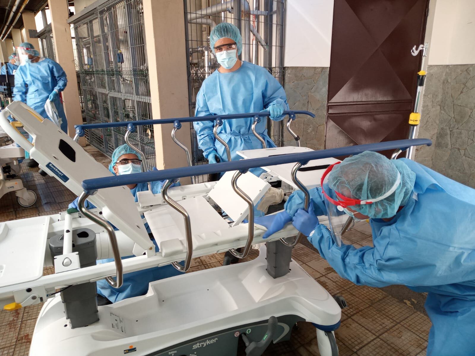 El hospital San Juan de Dios (HSJD) ha confirmado que en lo que llevamos del año 25 personas murieron por culpa de microorganismos que convierten a las bacterias en “superbacterias” resistentes a los antibióticos