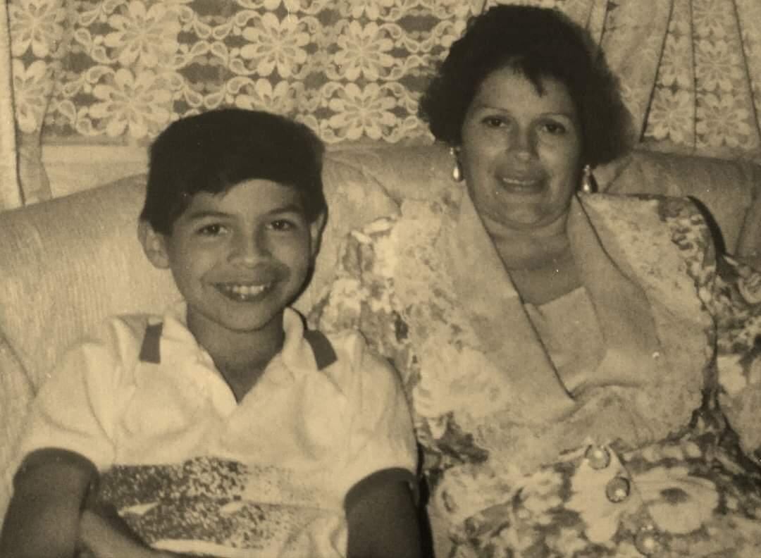 Rolando Quesada, periodista y narrador de Tigo Sports trabajó de niño durante la temporada navideña.