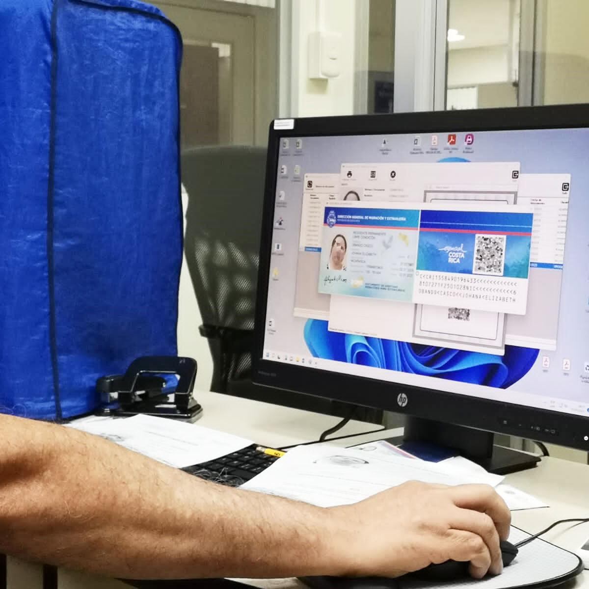 Desde el 02 de enero, la Dirección General de Migración y Extranjería (DGME) comenzó el proceso de cambio hacia un nuevo Documento de Identidad Migratorio para personas Extranjeras (DIMEX).