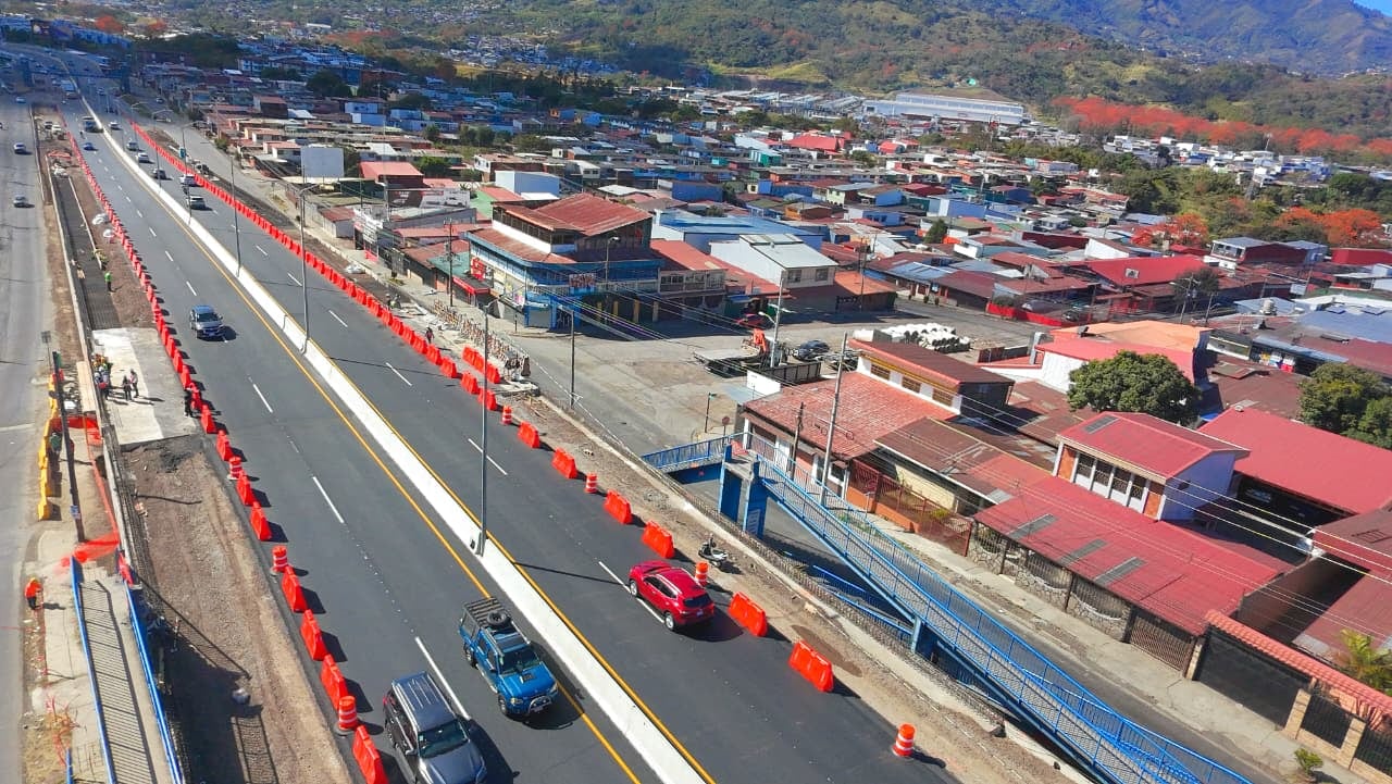 Habilitan carriles en Hatillos 5 y 6