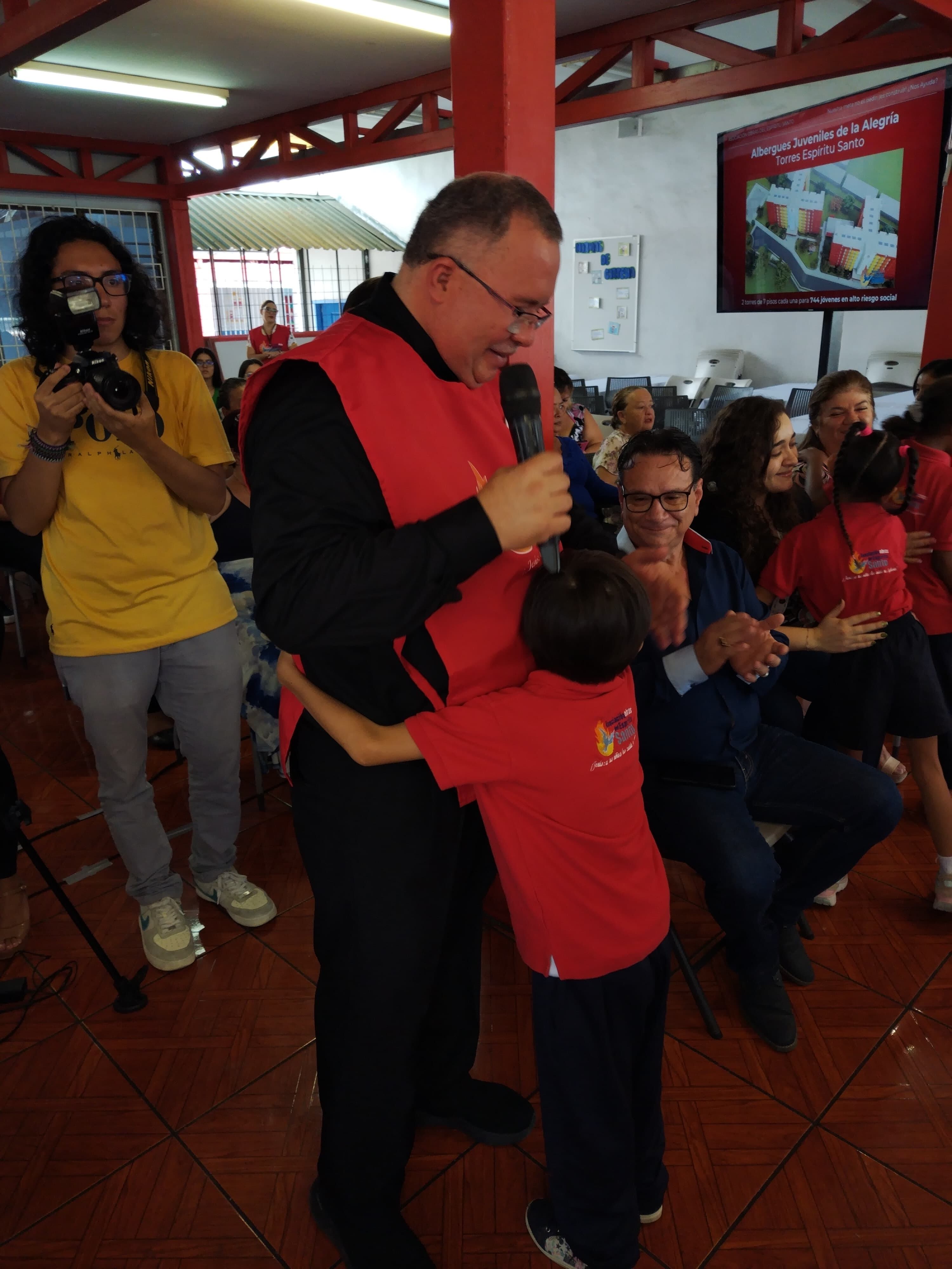Torres del Espíritu Santo del padre Sergio