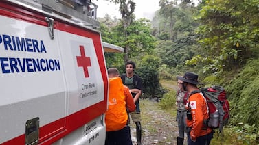 Emergencia en la catarata Gata: una persona lleva cuatro horas esperando rescate y otras tres están desaparecidas