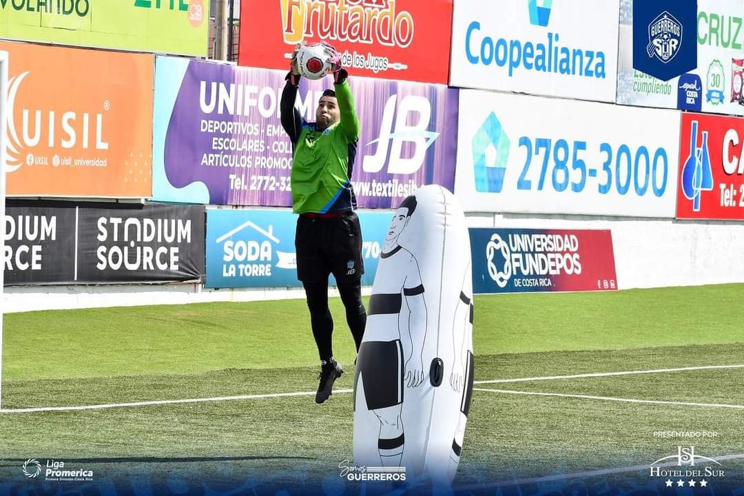 Jussef Delgado, portero de Pérez Zeledón