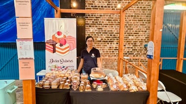Un Mercadito lleno de emprendedores, con cientos  de productos para toda la familia, se vivió en la Antigua Aduana