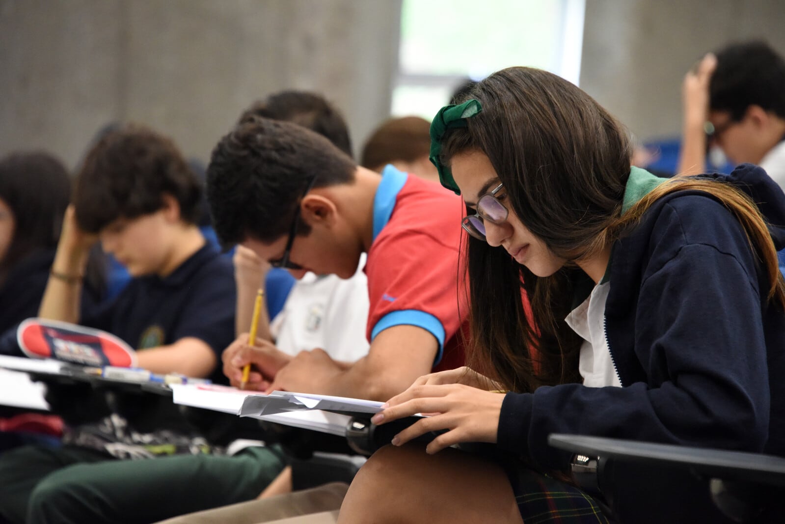 María Fallas Monge, vecina de San Gabriel de Aserrí, sabe muy bien lo que significa arrancar de cero en la preparación para el examen de admisión de la UCR.