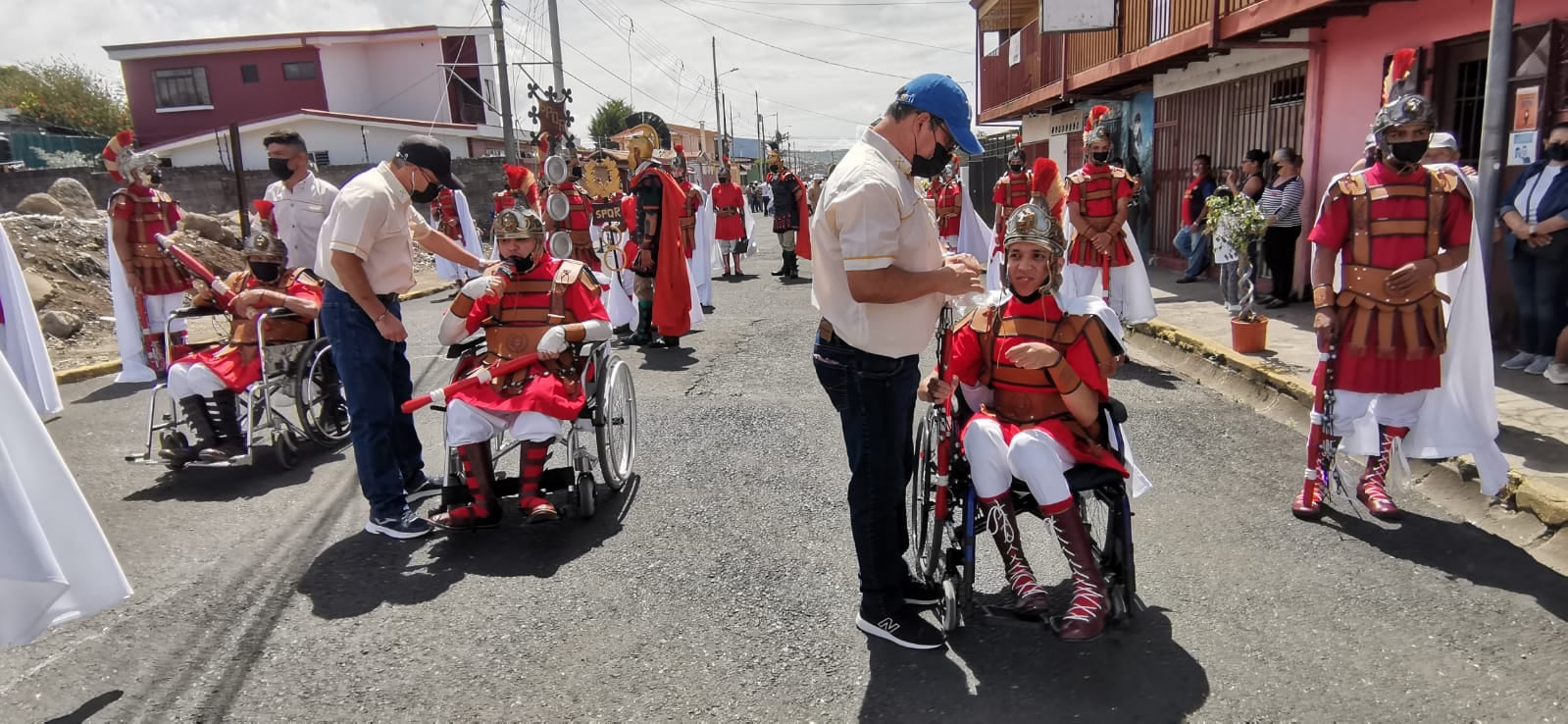Procesiones en Cartago. Foto