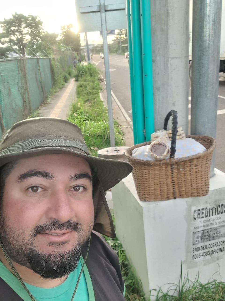 Alexander Cubero, vendedor de pati que se salvó en accidente en ruta 32. Foto para La Teja.