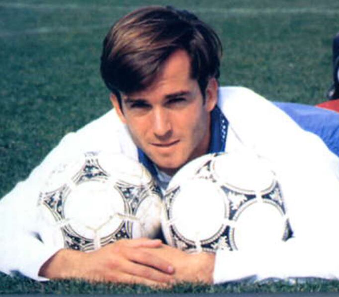 Raimundo Tupper falleció en 1995, cuando jugaba con la Universidad Católica de Chile. Instagram Nuestra Cruzada.