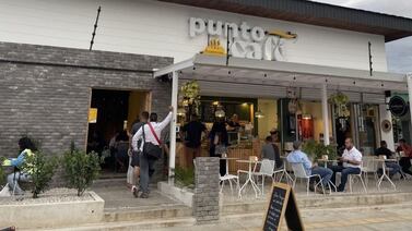 Un nicaragüense le gana la batalla al consumo de las drogas gracias a una cafetería