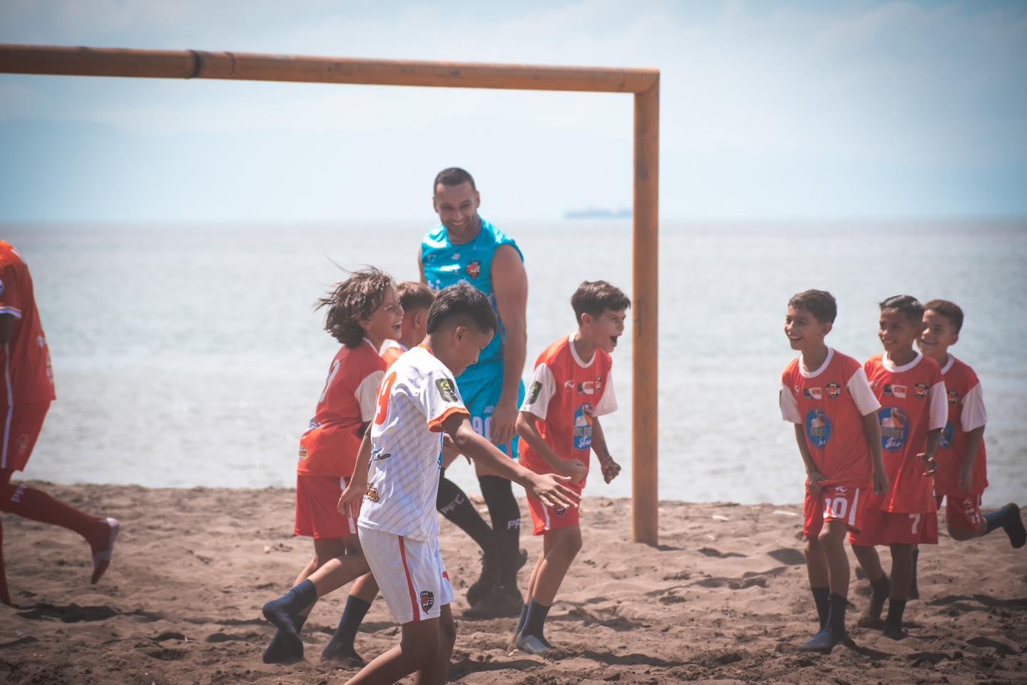 Puntarenas FC dia del Niño