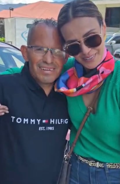 Wendy Cruz, periodista tica en Univision