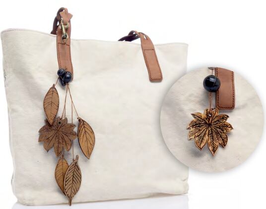 Colección de Rosa Marlene Garro, una serie de accesorios inspirados en las hojas, frutos y semillas de especies de árboles nativos de Costa Rica.