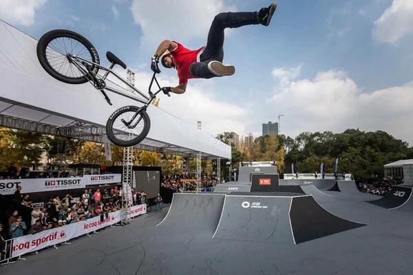Kenneth Tencio, ciclista estilo libre BMX