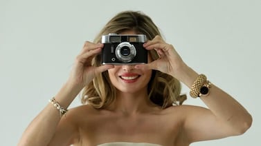 La moda de los 60 cobrará vida en un evento solidario por el cáncer de mama