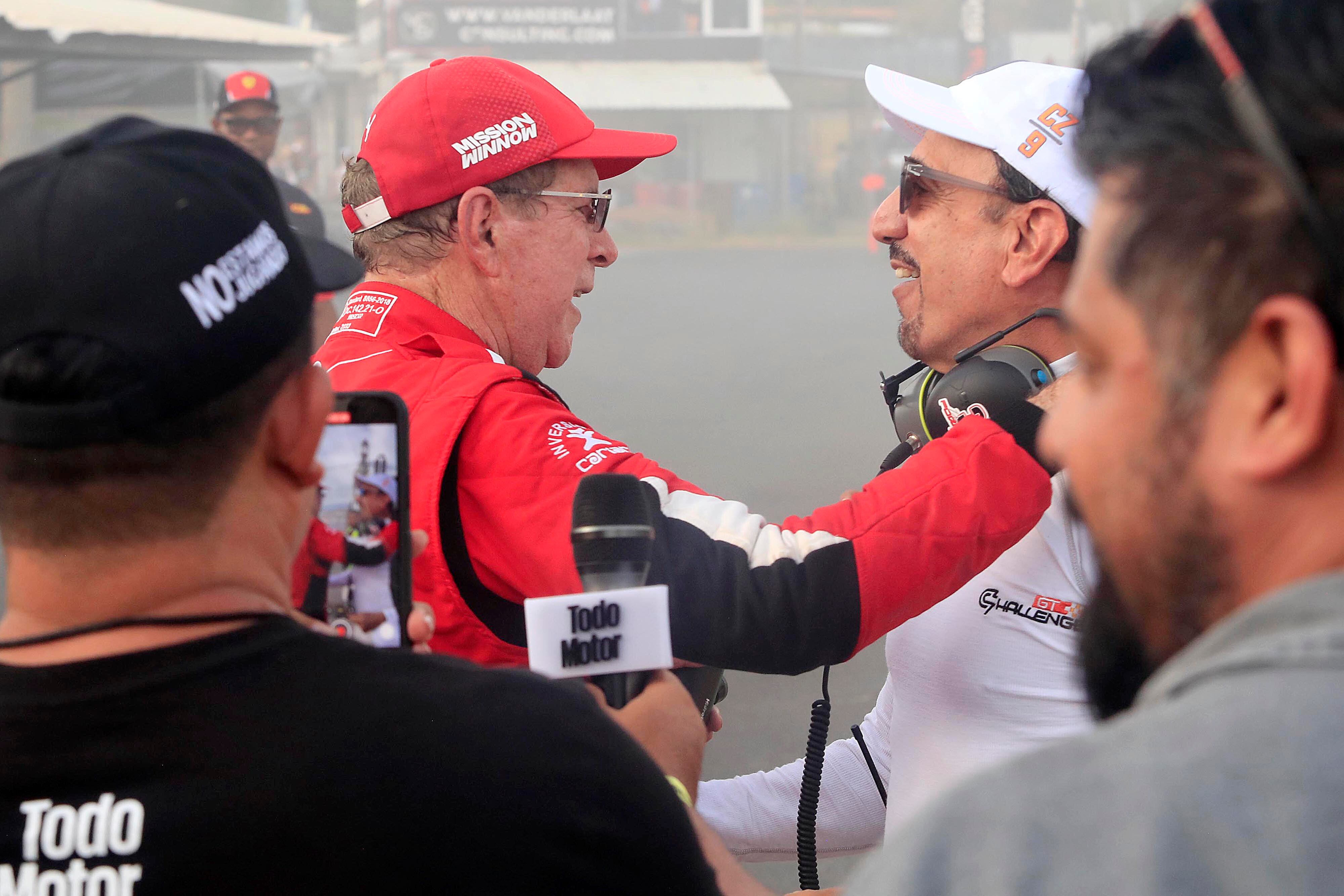 17/12/2023 Parque Viva. Este domingo se realizó la esperada competencia del gran evento automovilístico, las Tres Horas de Costa Rica, en la pista starcars.com.