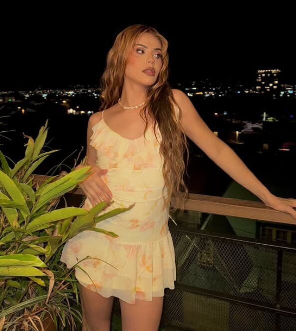 Alex Badilla, cantante y creador de contenido