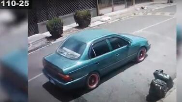 Buscan carro muy “particular” que usaron sicarios en homicidio de papá de cinco menores