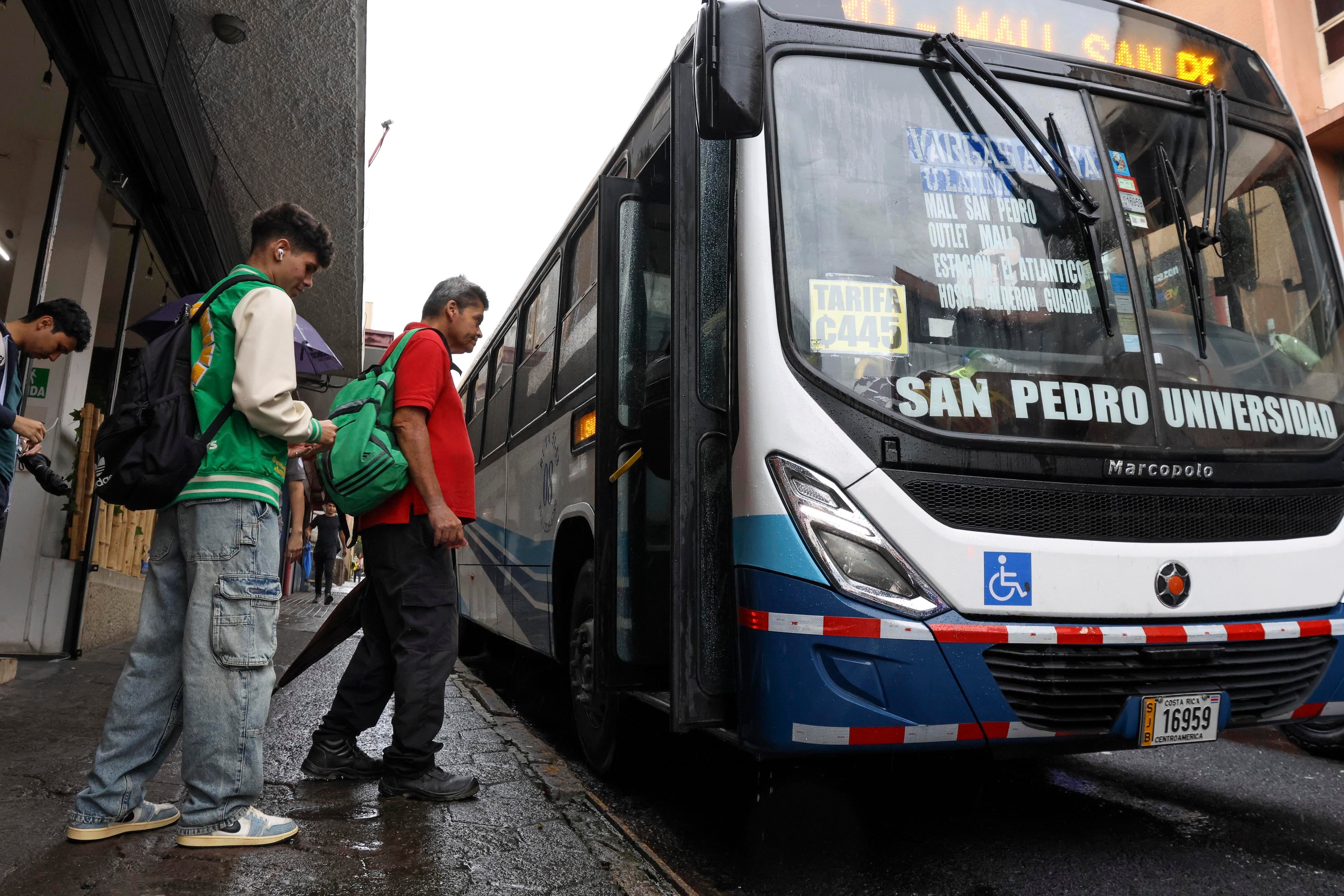 Autobuses ruta San Pedro de Montes de Oca