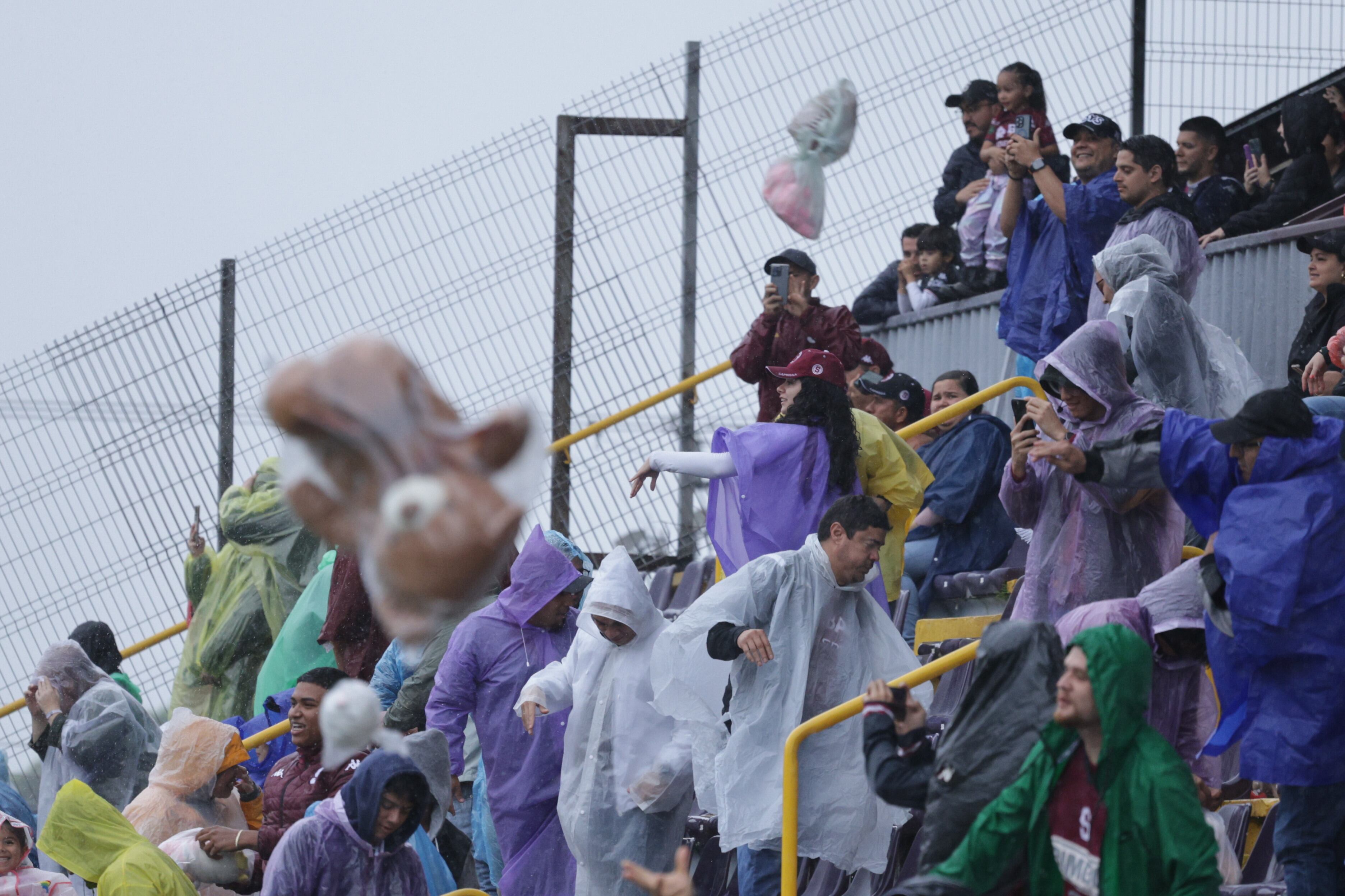 10/11/0224, San José, Estadio Ricardo Saprissa, partido de la jornada 20 del torneo de apertura 2024 entre el Deportivo Saprissa y el Santos de Guapiles.