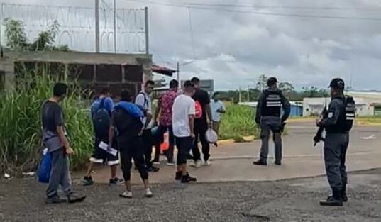 Nicaragüenses deportados. Foto MIgración.