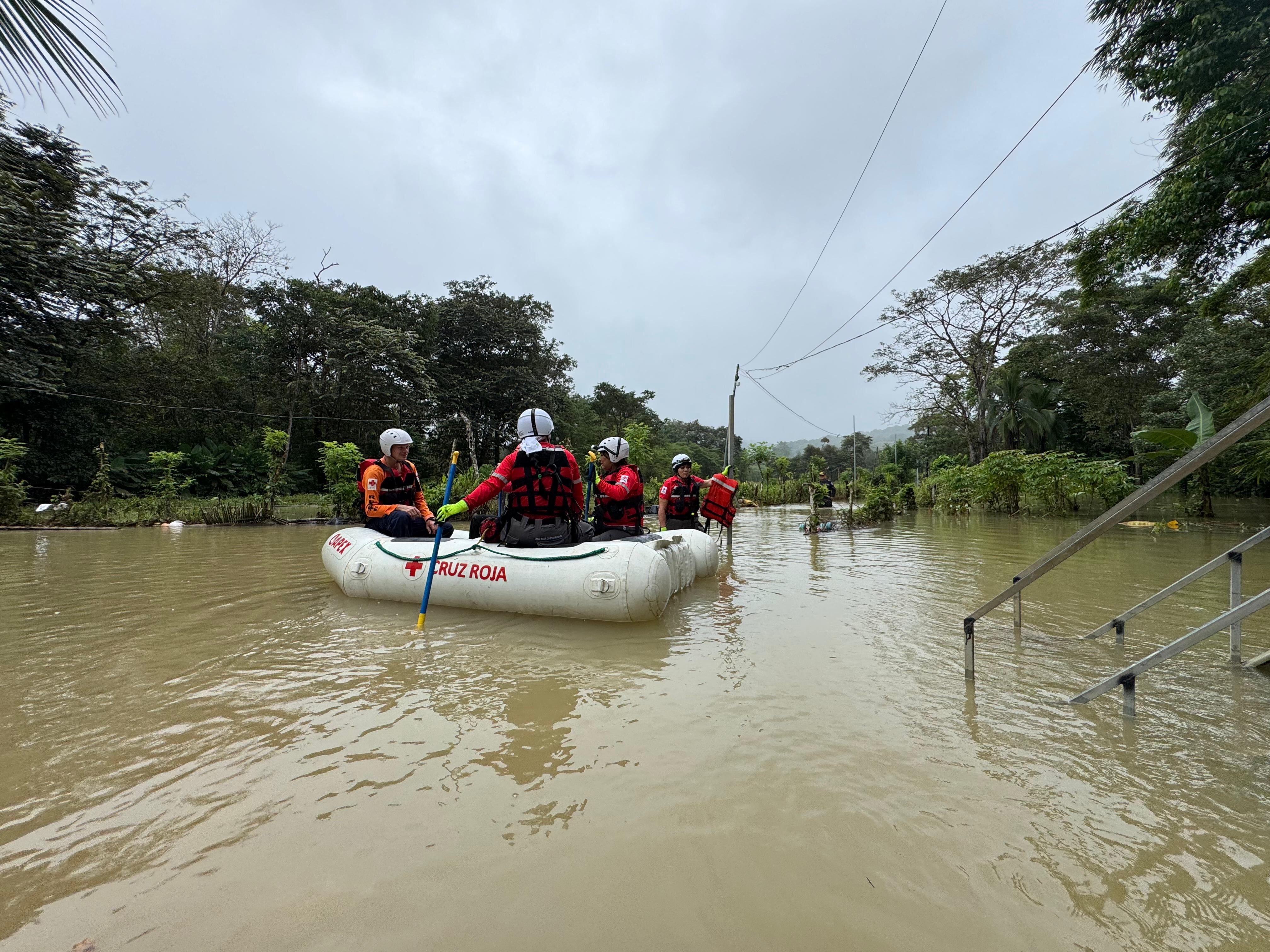 Comunidad Kilómetro 20 de Golfito inundado por temporal noviembre 2024. Foto: Cruz Roja