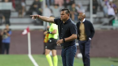 San Carlos le dijo adiós a Geiner Segura y un ídolo del Saprissa suena para llegar al club