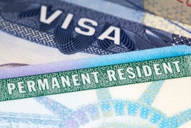 Nuevo golpe migratorio de Trump obligaría a miles de personas a dejar Estados Unidos