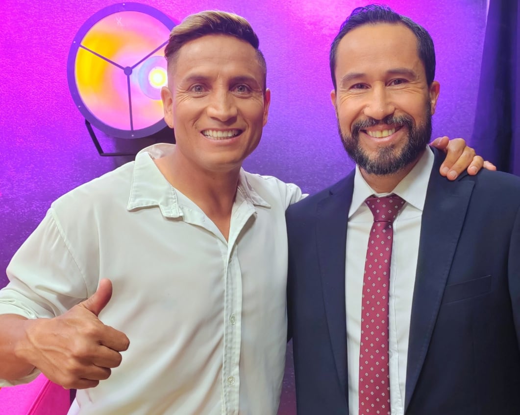 Juan Manuel Vargas y Susana Peña, periodista de Teletica.