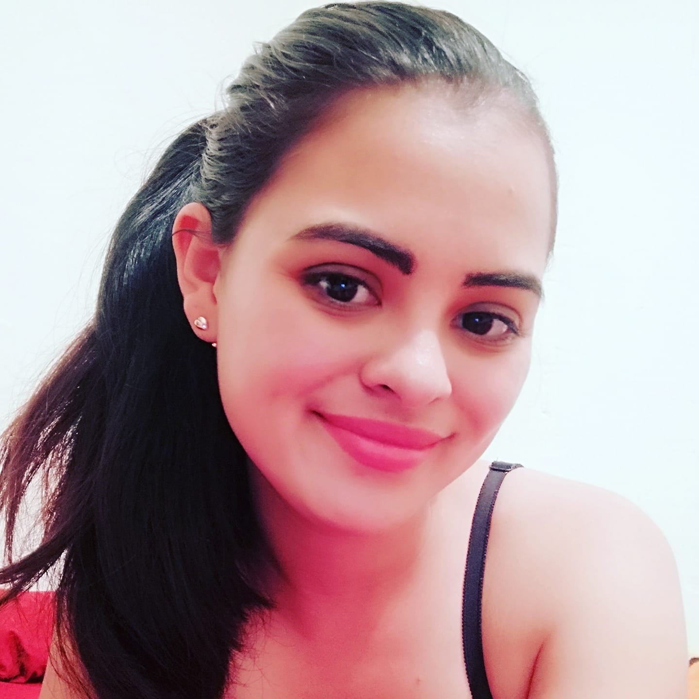 Junieysis Adely Merlo Espinoza, una tiktoker nicaragüense que vivía en Costa Rica y en suelo tico fue víctima de un femicidio. Foto: Tomada de redes sociales