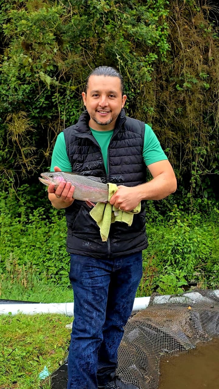 Luis Diego Salazar es un agricultor y ahora también influencer