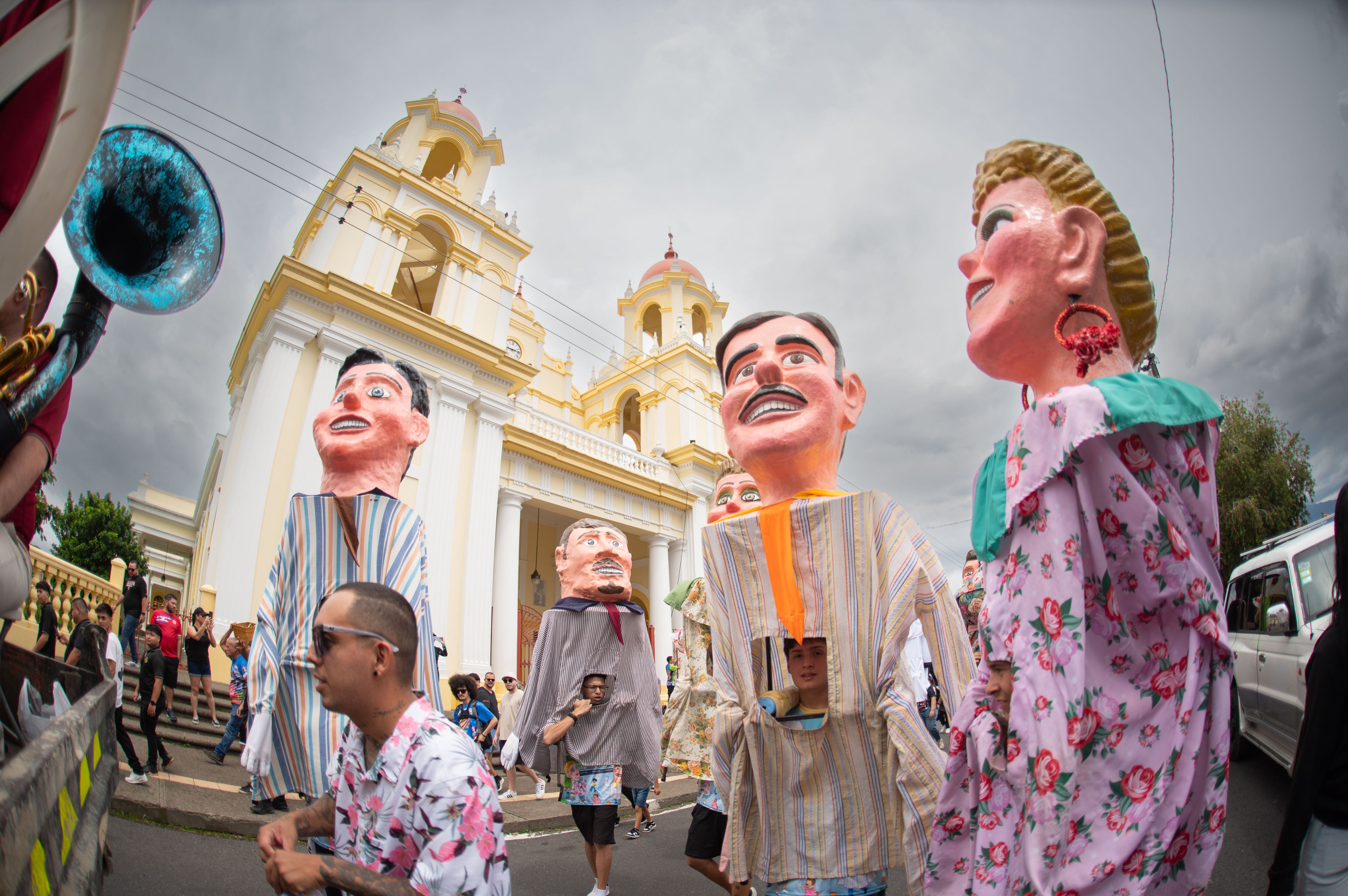 Santo Domingo tendrá una fiesta muy especial este viernes entre mascaradas, música y cimarrona